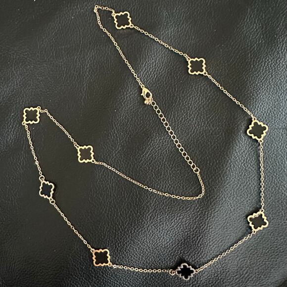 Minimalist Black & Gold Tone layering necklace chain - Picture 4 of 4